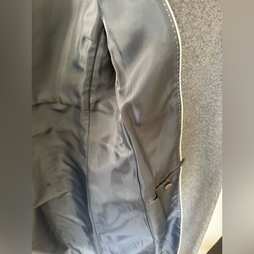 Icb Light Coat Size U.S 2 View 4